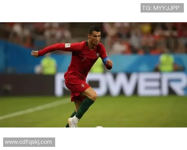 足球球星正式宣布喜讯迎来宝宝 成为父亲的幸福瞬间曝光